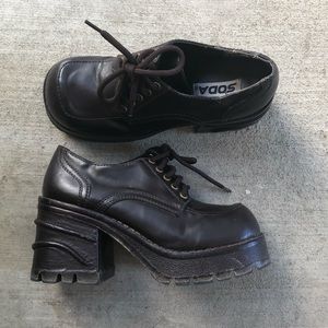Vintage platforms by Soda